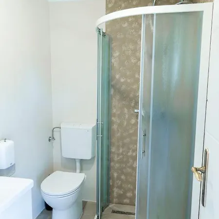 Apartman Gostisce Kapusin